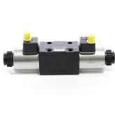Hydraulisches Wegeventil  Neu OVP